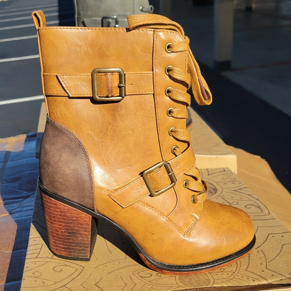 Women boot